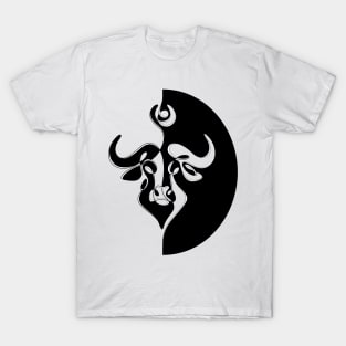 Minimalistic Continuous Line Bull Portrait (black and white colorblock) T-Shirt